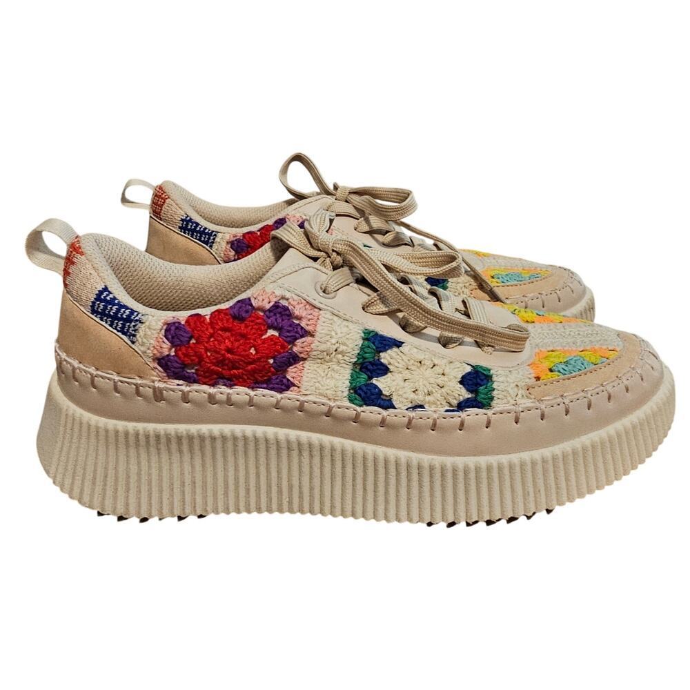 Lucky Step Embroirdeed Crochet Floral Sneakers Womens Sz 9.5 Cottage Boho Fairy